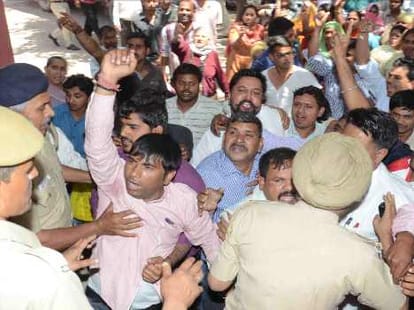 Protest against Haryana Govt Regularization Policy