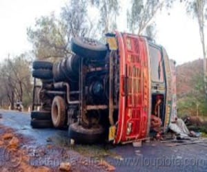 Full of devotees Truck Accident, one killed