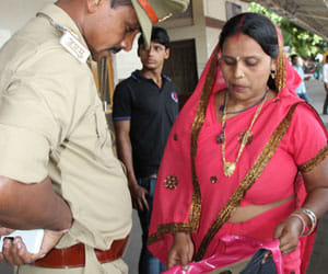 loot in muradabad passenger train