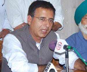 congress leader randeep surjewala criticized bjp govt
