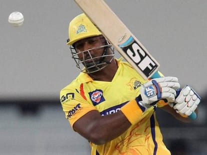 csk beat mi by 7 wickets in eliminator round