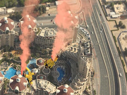duo sets records jumping from world's tallest building