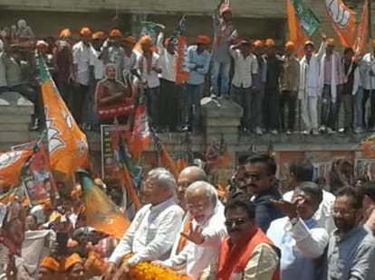 kiran mahida gets invitation from modi