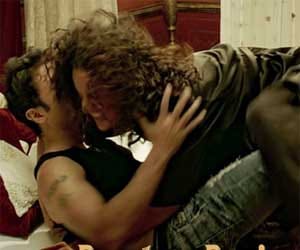 3 controversial scene of revolver rani