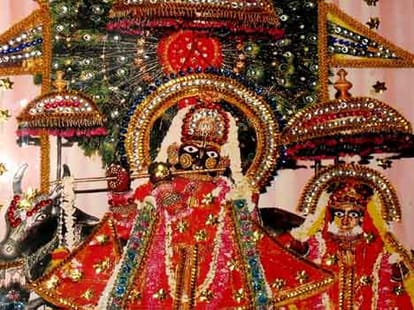 vrindavan krishna temple made by ghost 