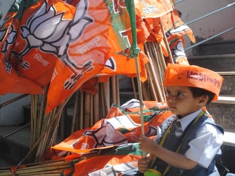 youth crazy for narendra modi
