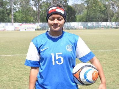 interview of indian under 19 footballer anita rawat