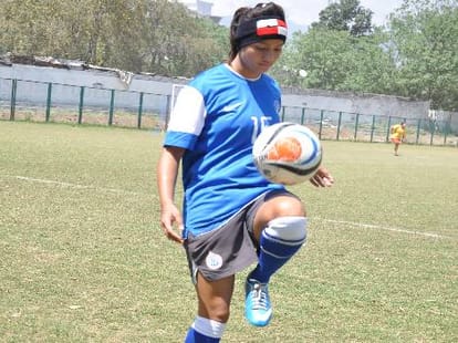 interview of indian under 19 footballer anita rawat
