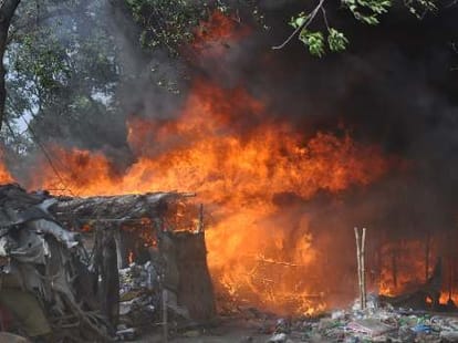 fire in cracker factory, 15 person killed