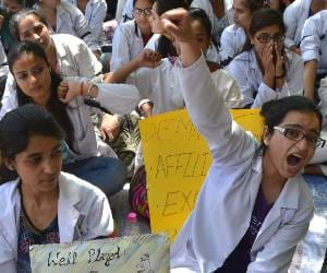 protest on Ayurvedic college student