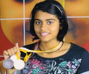 swimmer shivani kataria made a new record in dubai