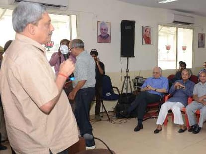 manohar parrikar in lucknow