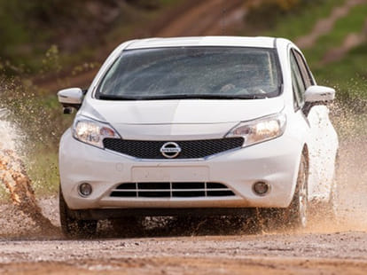 Nissan Note with custom 'self-cleaning' paint job