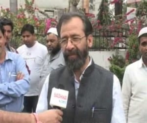 land scam allegation on uttarakhand government.
