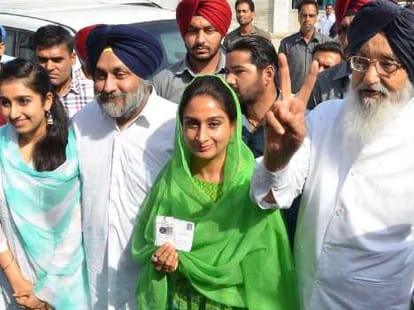  aap mp bhagwant maan support smriti irani