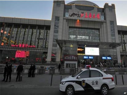 Three killed in blast at china railway station