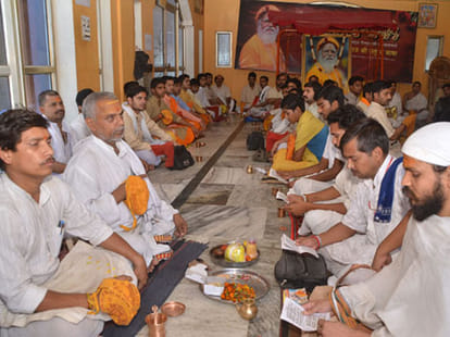 religious practices in varanasi to make modi pm