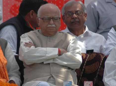 leadership war in bjp after election