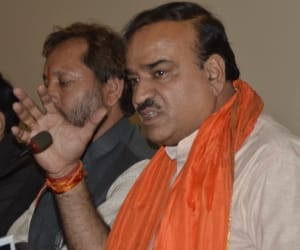 Bihar assembly election: BJP wooing aliance through lunch breakfast
