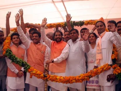 gopal kanda makes advance game plan before modi take pm charge
