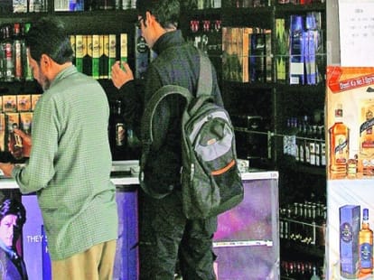 Liquor price rise from july in Delhi