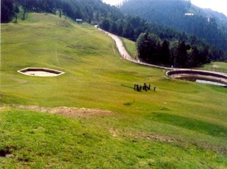 Naldehra is a famous turist place at shimla