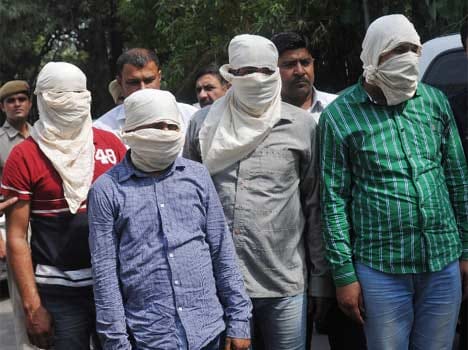 thieves arrested by doon police