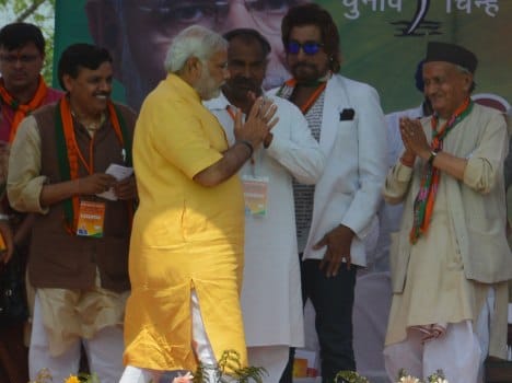 modi says people angry from congress