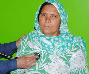 woman has heart on right side