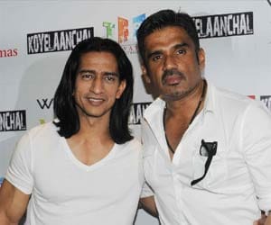 Sunil shetty in noida to promote koyalanchal