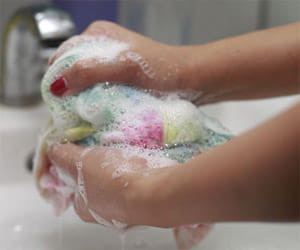 School employed students to wash curtains