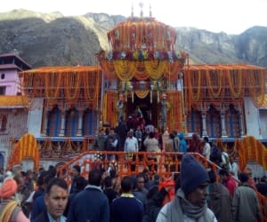 bus service for badrinath