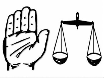 Amrinder condemns notice to MLAs, seeks Bajwa’s resignation