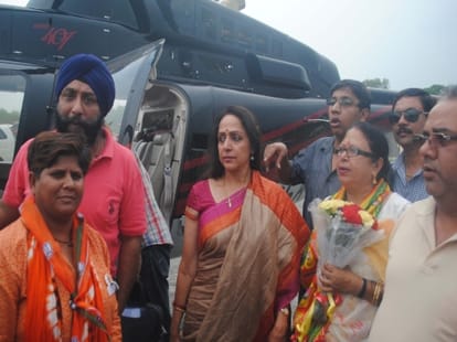 bollywood star in election campaigning