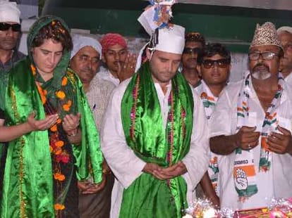 narendra modi attacks priyanka over barbs