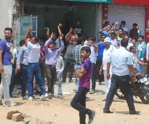 college demanding thousand rupees from student