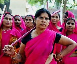 movement against modi for jasodaben by gulabi gang