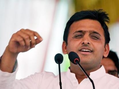 akhilesh makes change in his cabinet