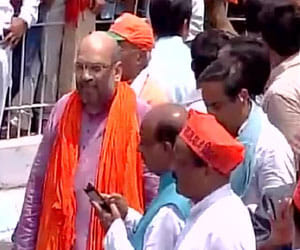 bjp calls of protest in varanasi