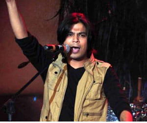 bollywood singer ankit tiwari arrested in rape case