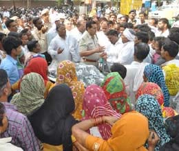 Hungama on Noida's hospital.