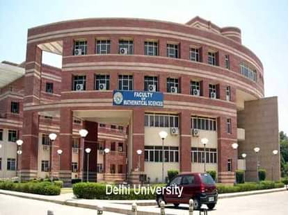 du students arrested on loot case of a delivery boy