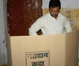 bjp complains to ec against rahul gandhi