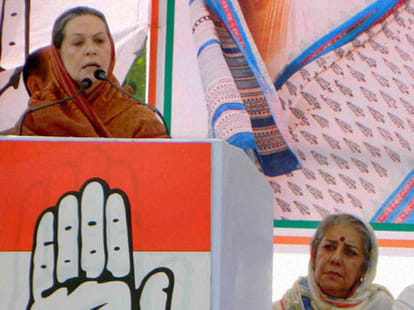 sonia gandhi attack on narendra modi