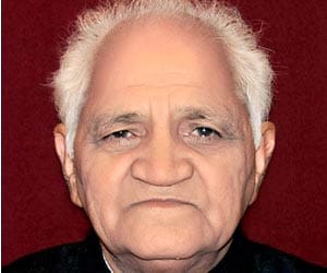 Development files stopped by babus became political issue