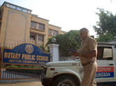 Delhi police constable suicides