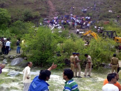 car accident in karnaprayag