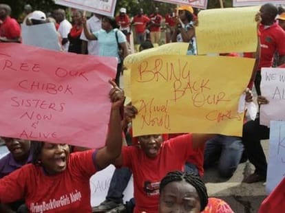some kidnaped girls of nigeria returns home