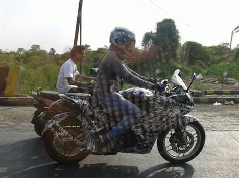 Bajaj Pulsar SS400 spotted testing in India; launch soon