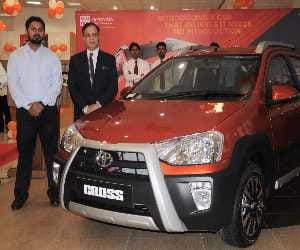 toyota etios cross car launched
